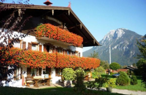 Отель Gästehaus Gerti  Киферсфельден